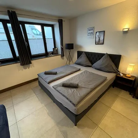 Appartement 24-7 - *